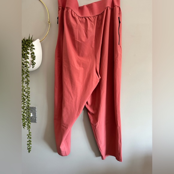 Torrid Happy Camper pants Size 2 - Picture 2 of 5